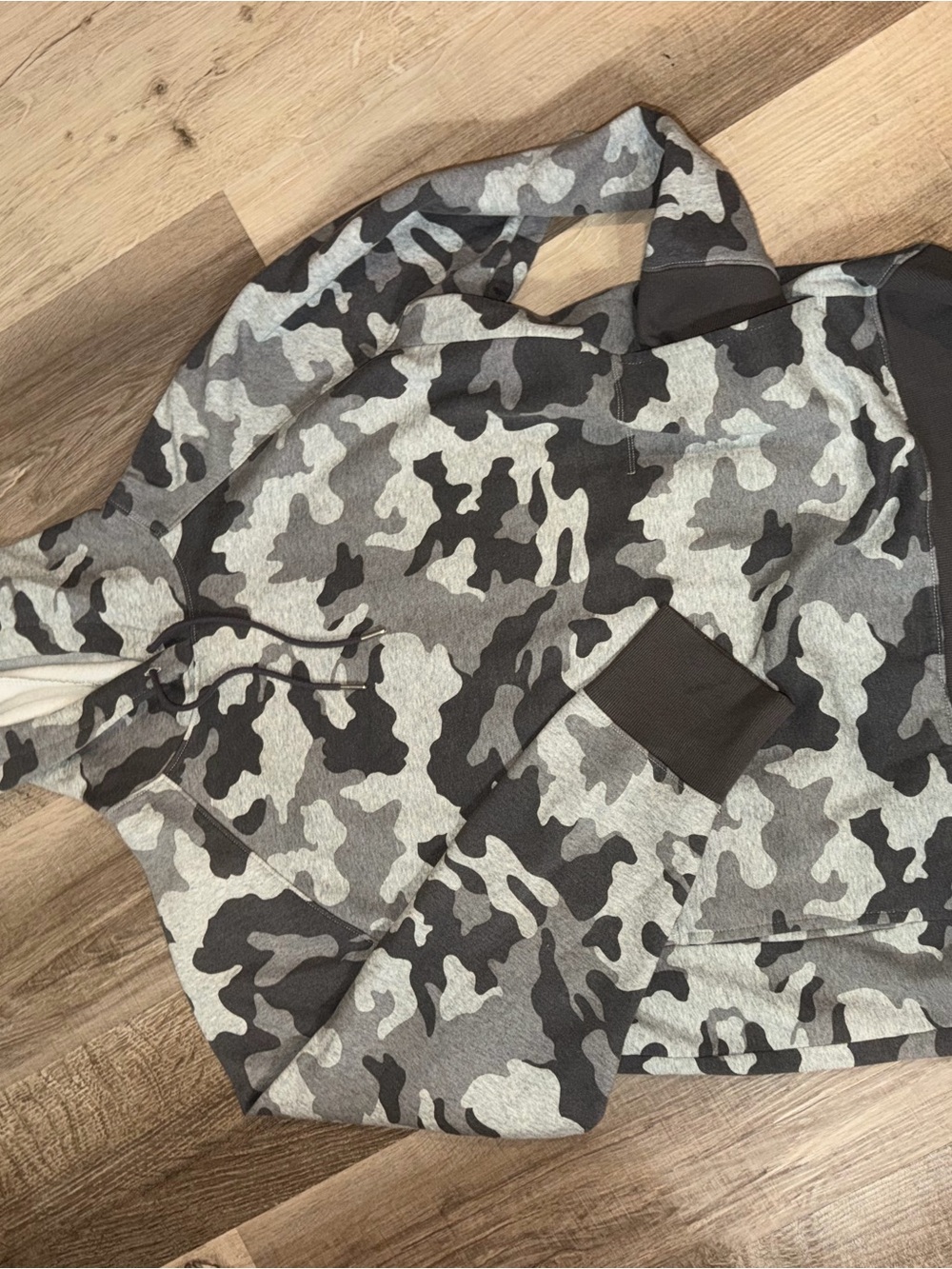 Men’s Gray Camo Hoodie Sweatshirt